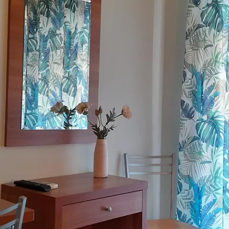 ωρεοι 2* Loutra Edipsou (Evia)